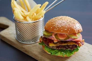 Celebrity Cruises Celebrity Constellation Mast Grill.jpg